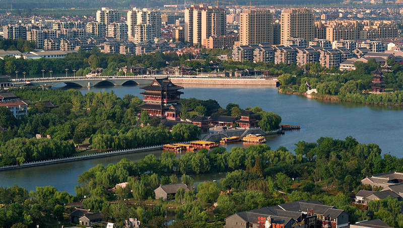 亚洲杯足球平台代理_先去上海后赴北京亚洲杯足球平台代理,苏中城市泰州为何接连拥抱顶流“大城”?