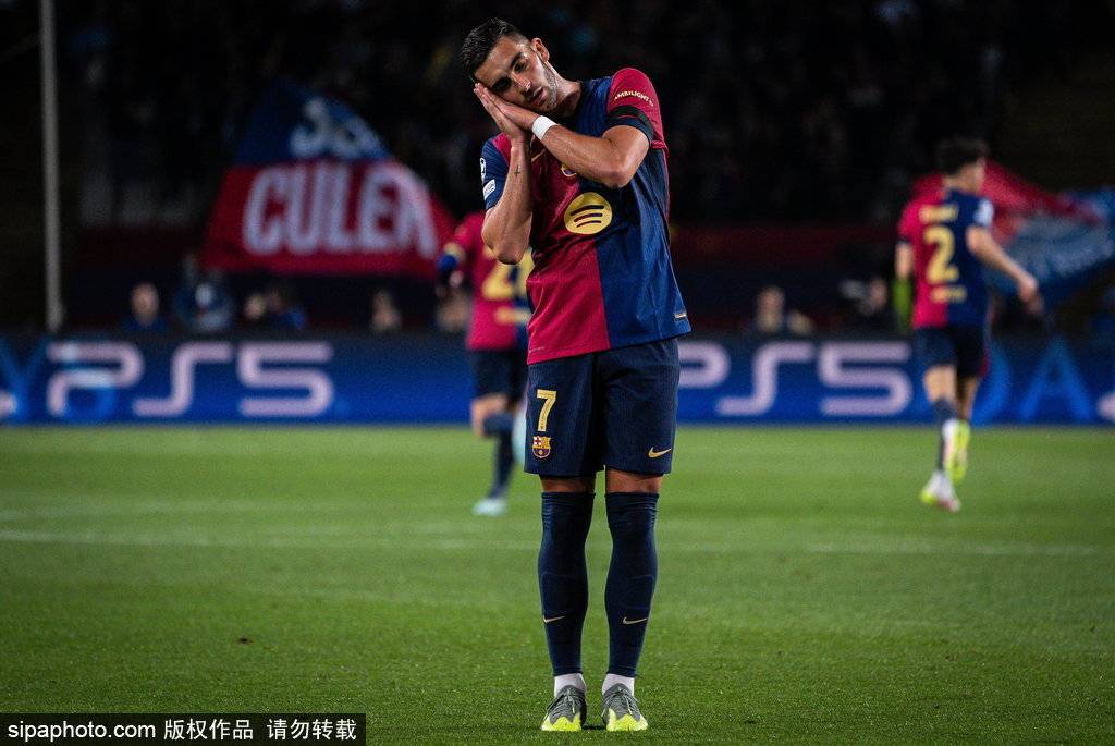 皇冠信用网登_欧冠-进球大战皇冠信用网登！邓弗里斯2射1传亚马尔破门 巴萨3-3国米