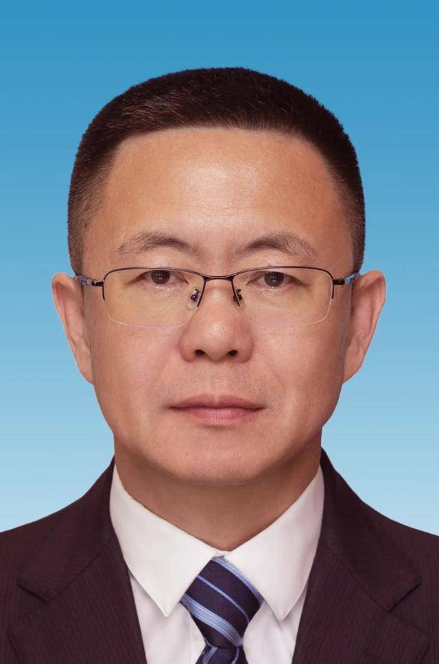 皇冠信用网登2代理_中组部有关负责同志宣布中央决定:他履新皇冠信用网登2代理!免去他这一职务