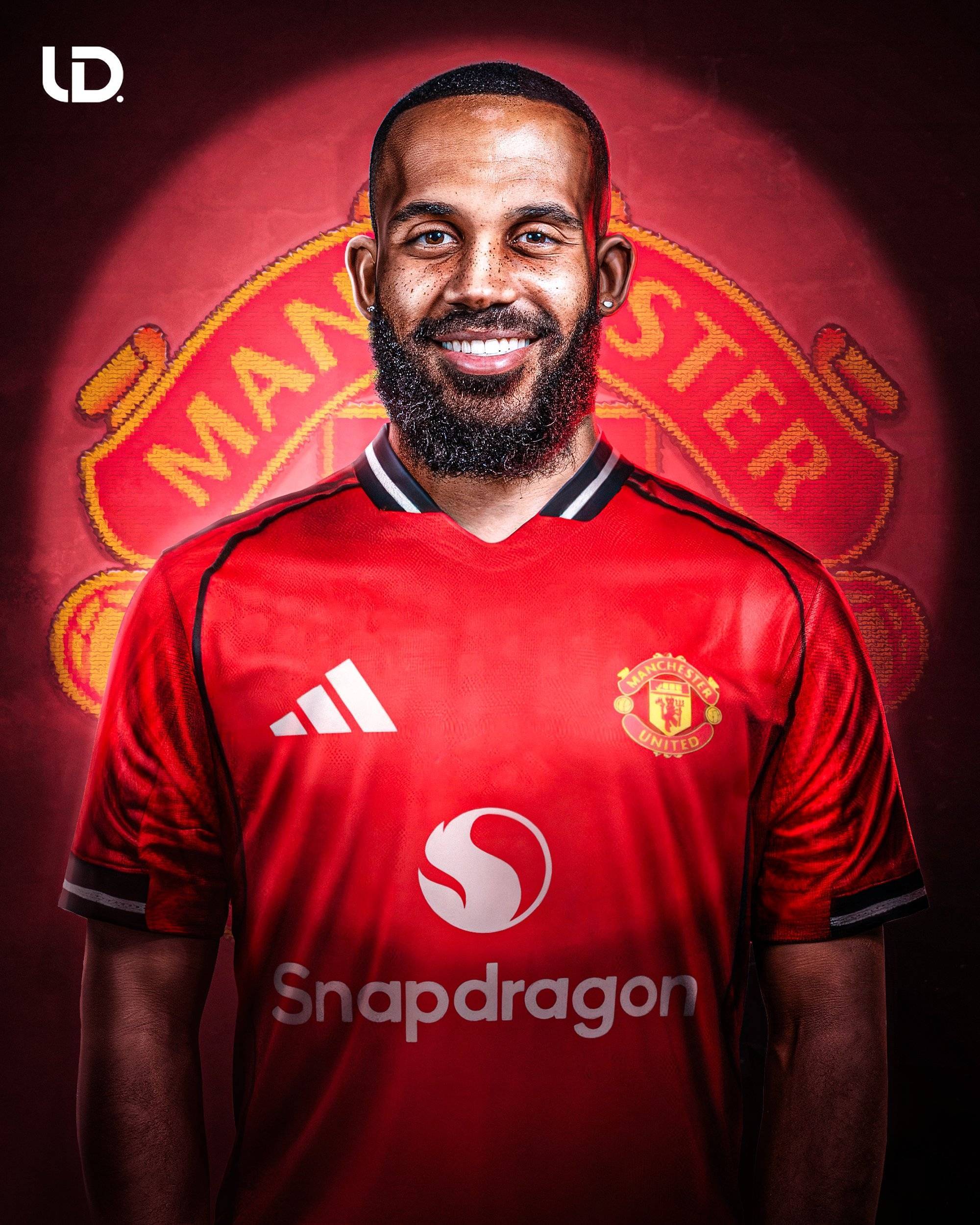 中超足球_5倍薪水🤯英媒:姆贝莫在曼联周薪将达25万镑中超足球,球员现周薪仅5万