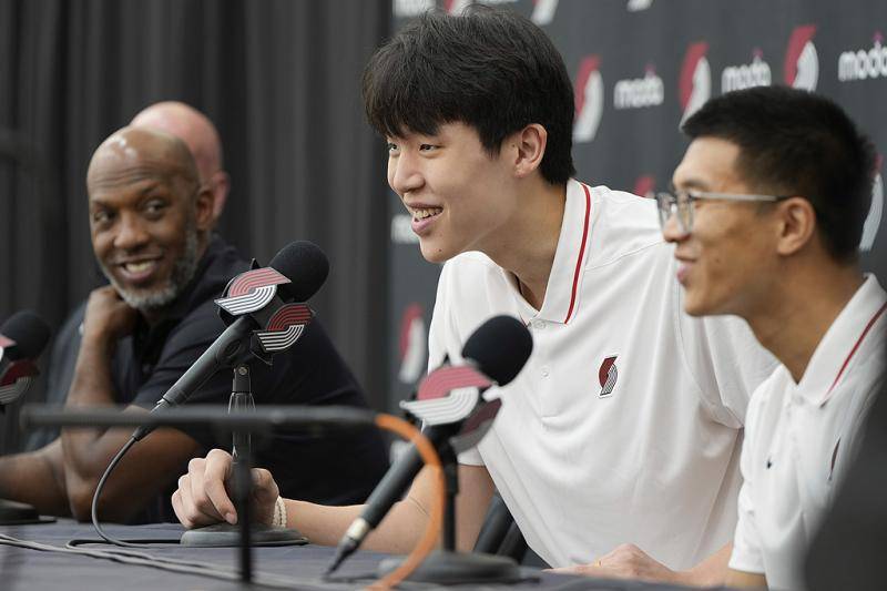 皇家马德里vs尤文图斯_NBA|杨瀚森发布会秀幽默:争取下次把翻译踢掉