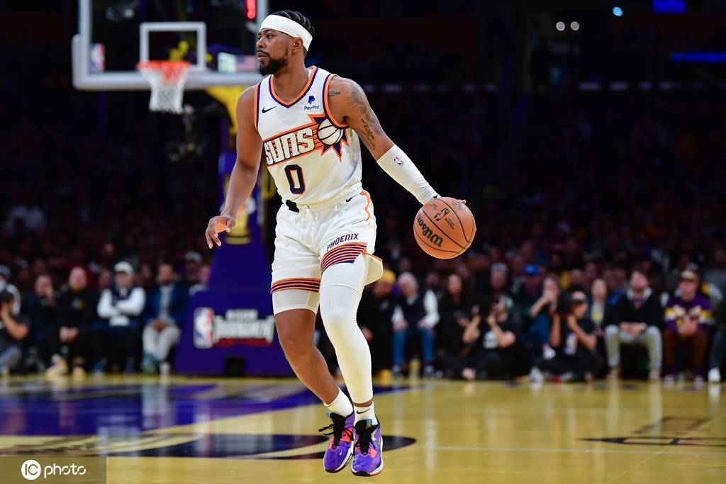 皇冠信用盘网址
_太阳连签两员皇冠信用盘网址
！认领湖人旧将 拿下巴特勒