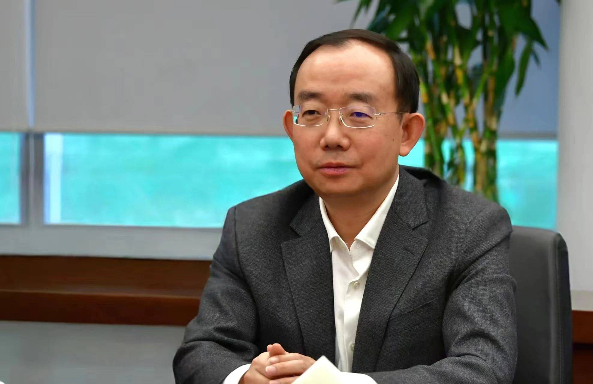 皇冠登录地址_北京通州区委书记孟景伟跨省份履新安徽安庆市委书记