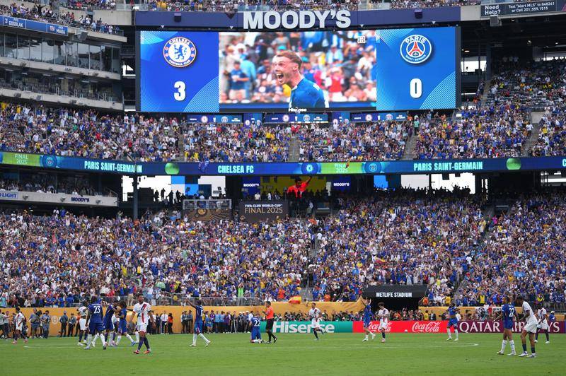 皇冠足球平台代理_英超前瞻：利物浦有懈可击 新赛季军枪城车四队争冠