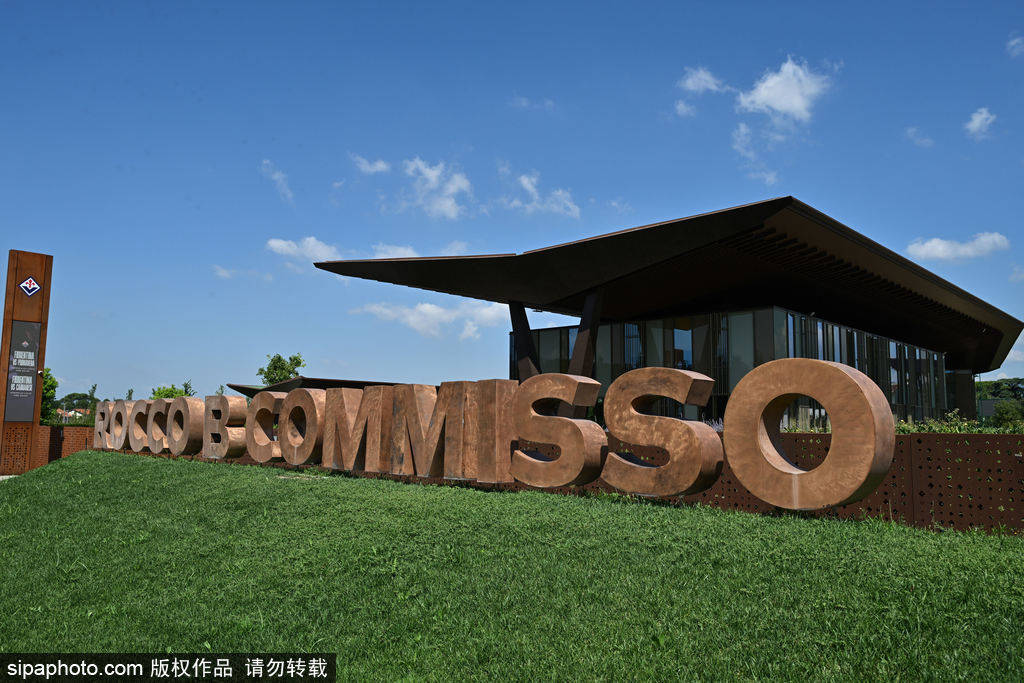 皇冠信用網可以占几成_穆里尼奥的转会新目标:费内巴切对奥卡福的追逐