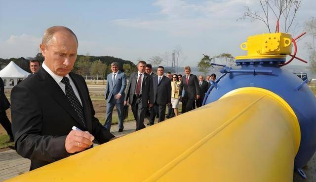 皇冠信用網代理
_特朗普:中俄是“天然敌人”皇冠信用網代理
!俄会背刺中国吗?三个铁证说清真相