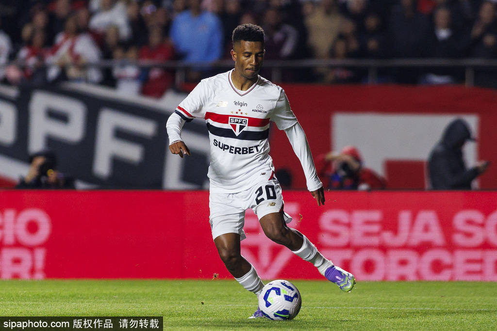 皇冠会员如何申请
_曼联坚持要4000万镑!安东尼渴望重返贝蒂斯皇冠会员如何申请
,转会谈判进展如何?