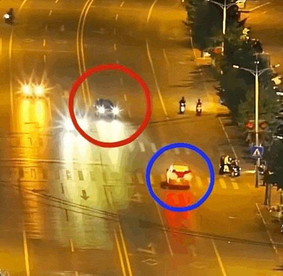 皇冠信用网怎么代理
_向前一横！辽P0952警皇冠信用网怎么代理
，救下5个孩子