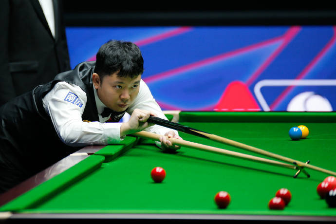 迈阿密国际vs芝加哥火焰_斯诺克武汉公开赛｜三名中国TOP16球手打进八强