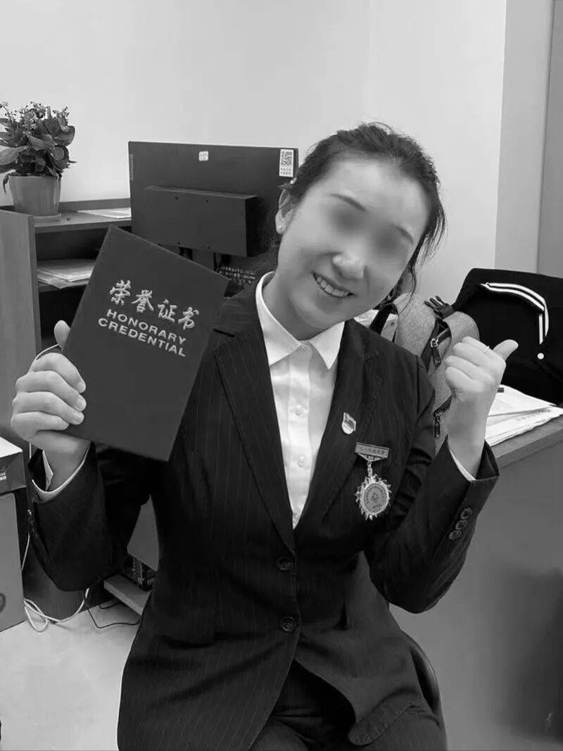 维泽夫洛兹vs 阿卡_28岁女律师不幸身亡维泽夫洛兹vs 阿卡,周某被执行死刑