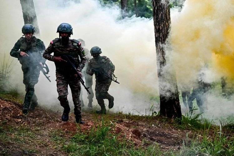 信用网如何申请
_“巴基斯坦下令：空军海军待命”