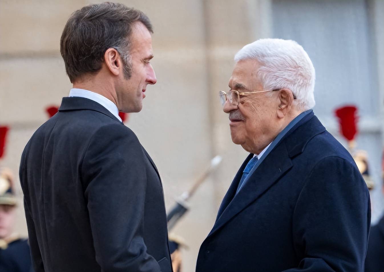 皇冠信用網网址
_美国拦不住了!登上访华专机前皇冠信用網网址
,当着全世界的面,马克龙做了一个大胆决定,日本加拿大急得跳脚?