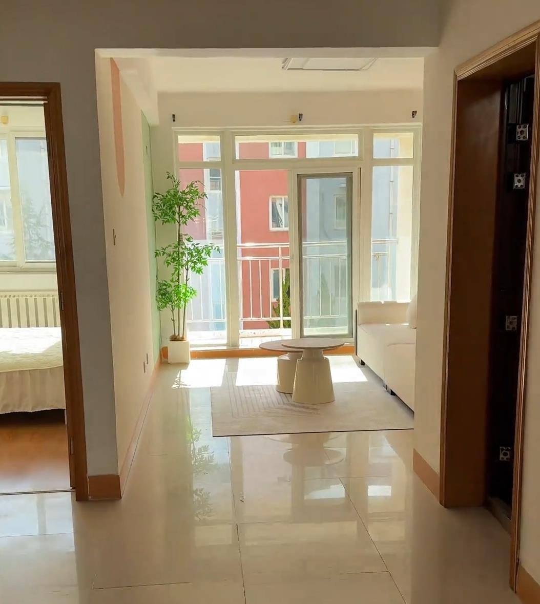 皇冠信用網会员申请
_女子称丈夫花8万元网购70平海景房皇冠信用網会员申请
,当地仍有多套起拍价1万的房型在售,中介:在乳山几万元能买房很正常