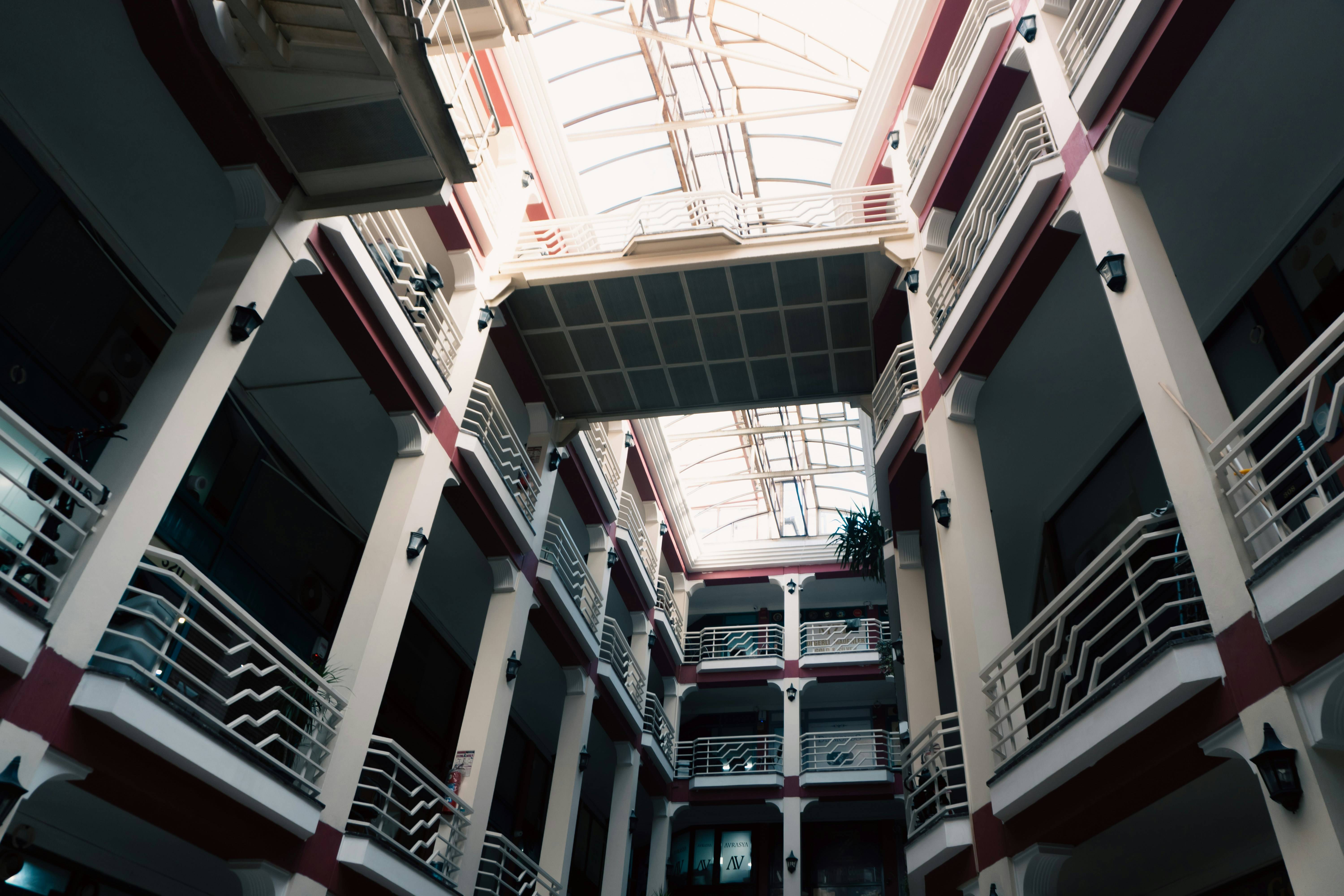 皇冠信用网开号_广东：32岁女子裸辞躺平半年皇冠信用网开号，一刷招聘软件就不舒服，坦言：想做被人养的猫！