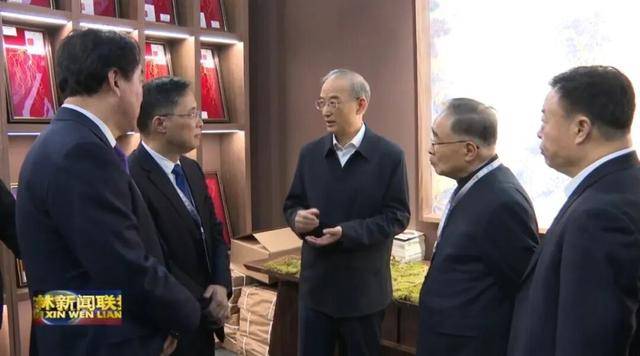 欧洲区附加赛D组_省委书记参观百年野山参欧洲区附加赛D组！吉林正举全省之力打造千亿级产业