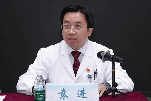 皇冠登3新2管理
_北京市委决定:袁进任首都医科大学附属北京同仁医院院长