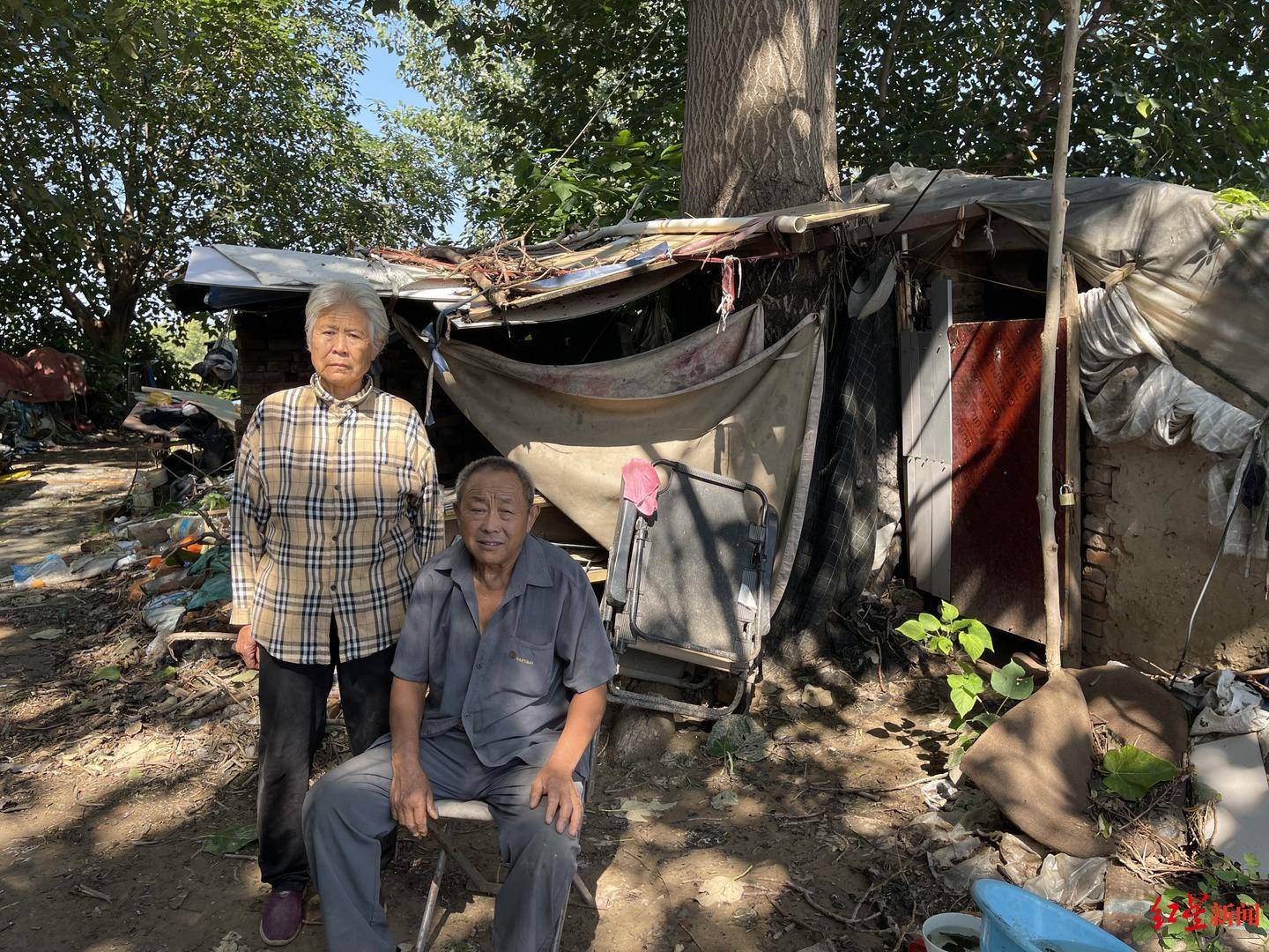 皇冠信用平台出租_36岁银行女经理和丈夫先后自杀：生前花180万元预订豪车皇冠信用平台出租，身后留下两个幼女丨红星调查